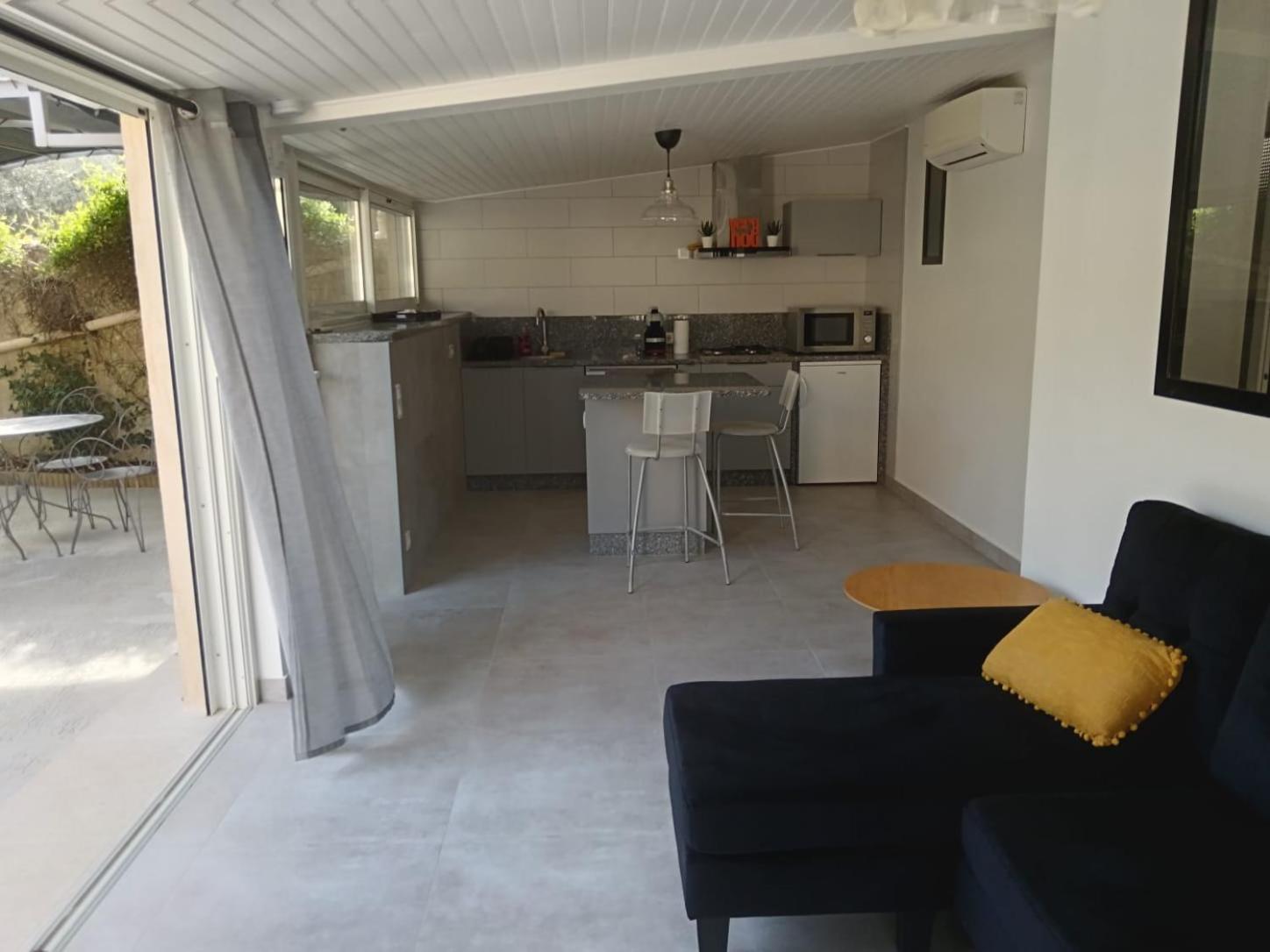 La Maison De Marie Helene 2 Piscine Partagee 엑상프로방스 외부 사진